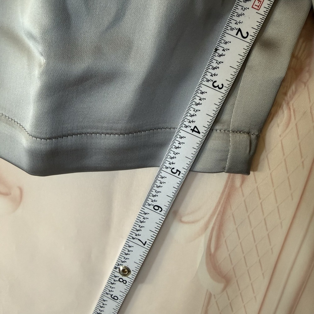 Skims Sporty Satin Shorts In Mirror Silver Sz XS NWT $98 - Picture 5 of 9